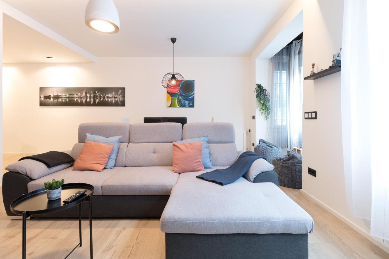 Moyua Luxe By Staynnapartments Bilbao Eksteriør bilde